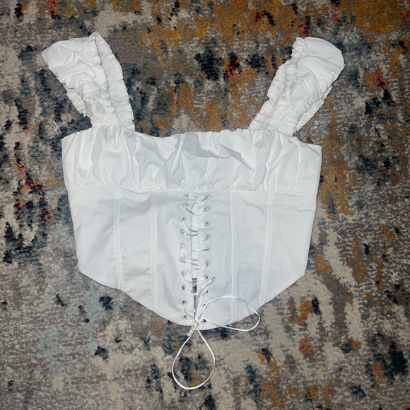 white corset top - Picture 1 of 3